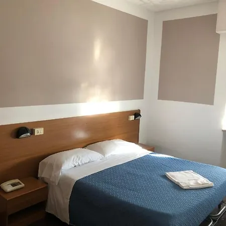 Miramare Ξενοδοχείο Σαβόνα