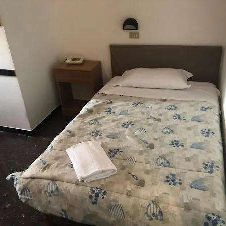 米拉马雷酒店 酒店 2*