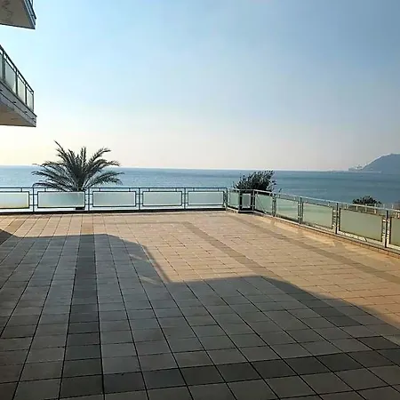 米拉马雷酒店 2* 萨沃纳